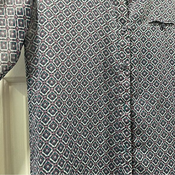 Kut from the Kloth Geometric Sheer Button Down Blouse Size M - Picture 4 of 12